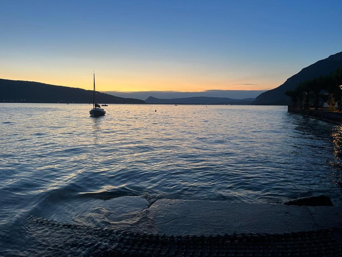 Entre D'annecy Et Montagnes, Golf Et Parapente A Pieds Apartment Talloires