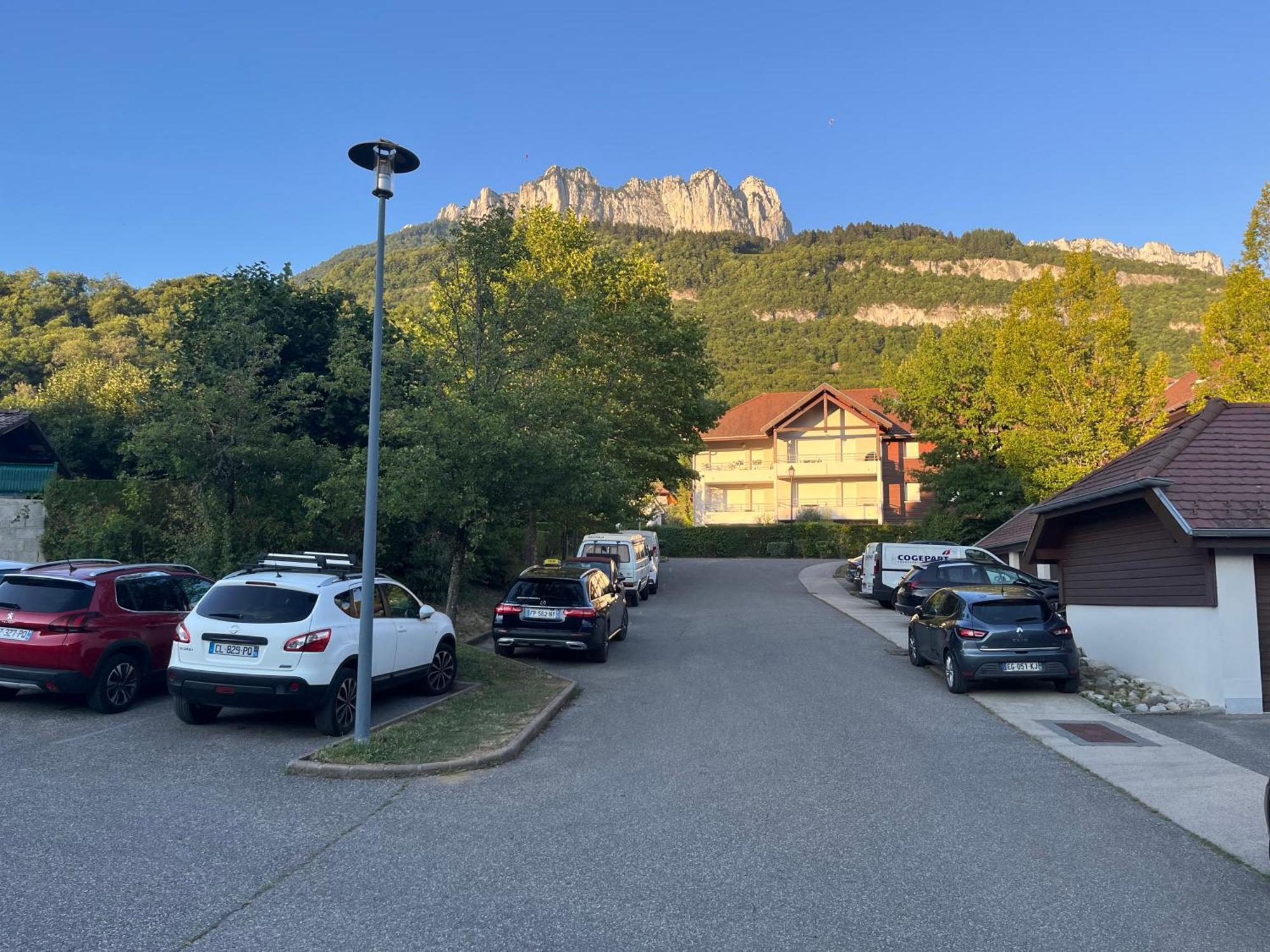 Apartment Entre D'annecy Et Montagnes, Golf Et Parapente A Pieds